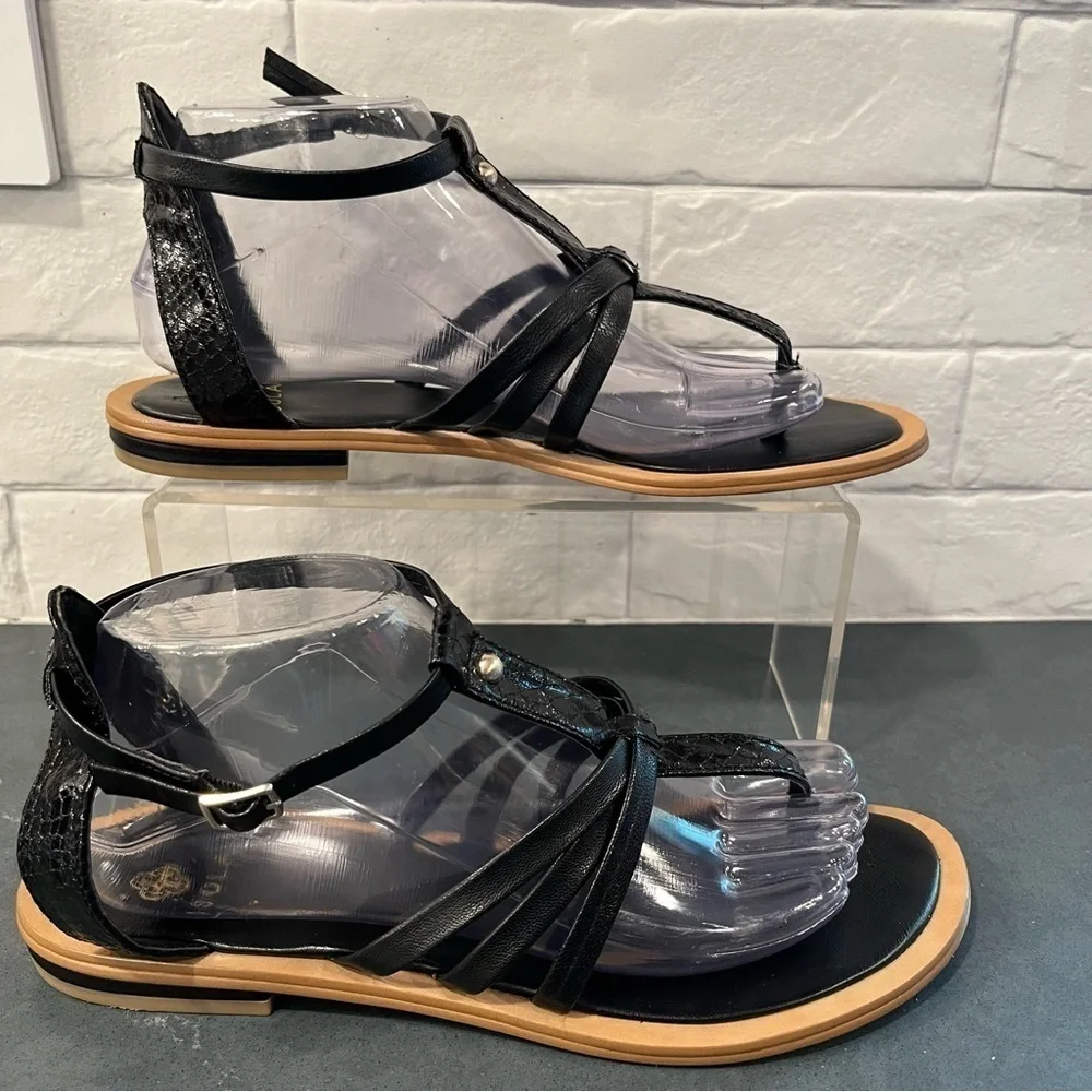 Isola marica sandal